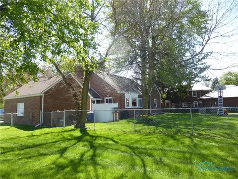 1910 Grand Ave, Toledo, OH 43607 photo 6