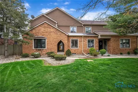 1271 Applegate St #2, Waterville, OH 43566 photo 2