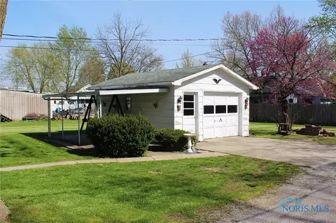 516 E Butler St, Bryan, OH 43506 photo 5