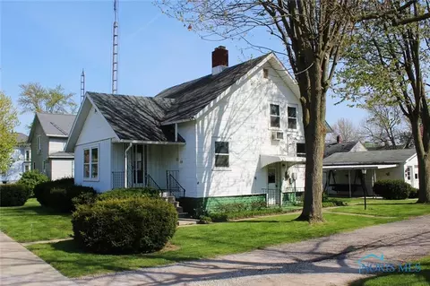 516 E Butler St, Bryan, OH 43506 photo 3