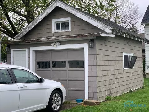 538 W High St, Bryan, OH 43506 photo 10
