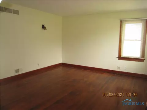 231 Edgar Ave, Findlay, OH 45840 photo 2