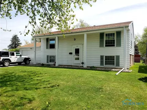 218 Earl St, Walbridge, OH 43465 photo 1