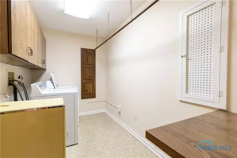 3241 Springtime Dr, Oregon, OH 43616 photo 27