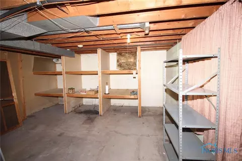 228 Barden St, Lyons, OH 43533 photo 33