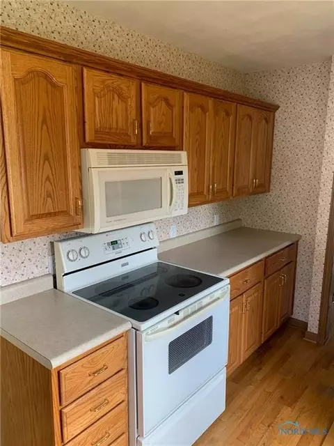 627 Center St, Bryan, OH 43506 photo 14