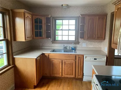 627 Center St, Bryan, OH 43506 photo 12