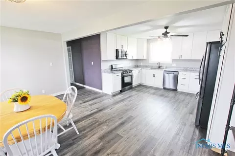 8242 Bays Rd, Wayne, OH 43466 photo 11