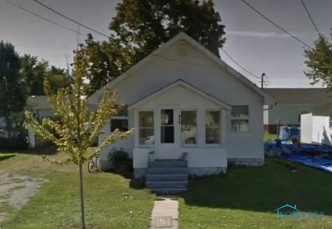 218 S Adrian St, Lyons, OH 43533 photo 1