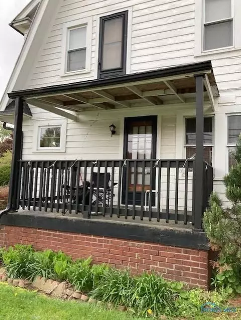 857 Independence Rd, Toledo, OH 43607 photo 2