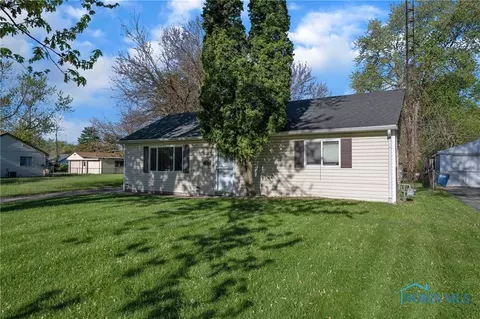 201 Dickens Dr, Toledo, OH 43607 photo 3