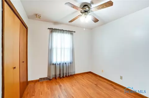 201 E 9th St, Genoa, OH 43430 photo 16