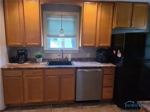 634 Secor Rd, Toledo, OH 43607 photo 9
