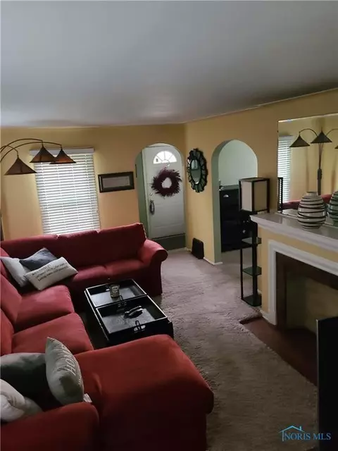 634 Secor Rd, Toledo, OH 43607 photo 5