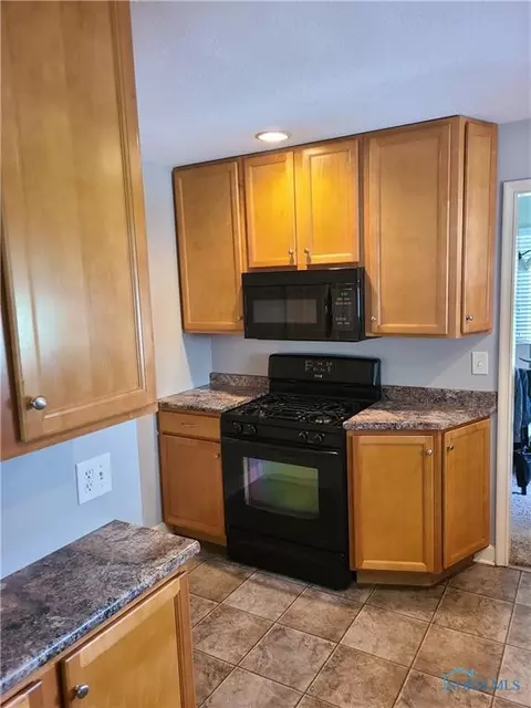 634 Secor Rd, Toledo, OH 43607 photo 7