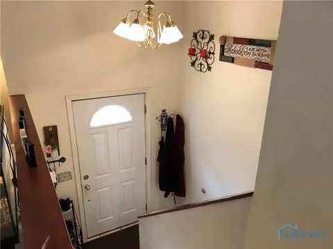 4546 Longfellow Rd, Sylvania, OH 43560 photo 4