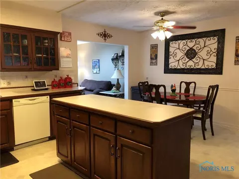 4546 Longfellow Rd, Sylvania, OH 43560 photo 10