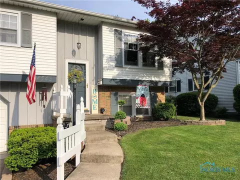 4546 Longfellow Rd, Sylvania, OH 43560 photo 3