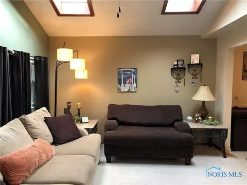 4546 Longfellow Rd, Sylvania, OH 43560 photo 13