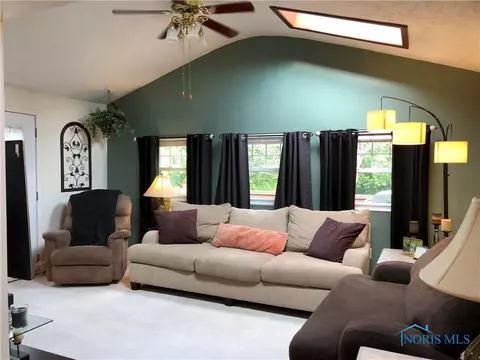 4546 Longfellow Rd, Sylvania, OH 43560 photo 12