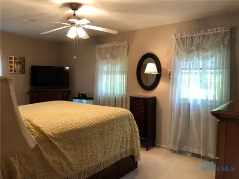 4546 Longfellow Rd, Sylvania, OH 43560 photo 17