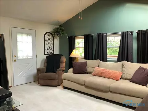 4546 Longfellow Rd, Sylvania, OH 43560 photo 14