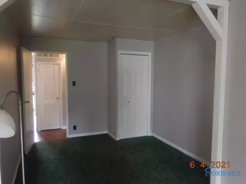 4449 Thackeray Rd, Maumee, OH 43537 photo 11