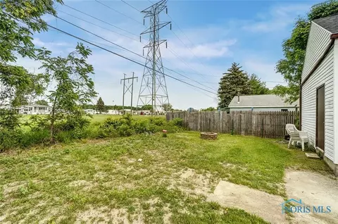 131 Elm St, Walbridge, OH 43465 photo 37