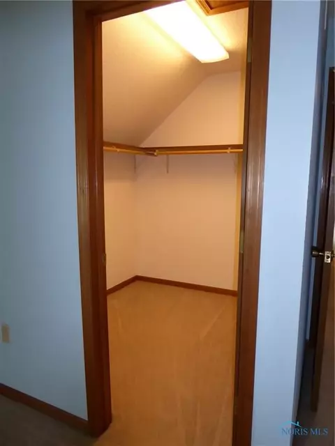 109 E Allison St, Stryker, OH 43557 photo 7