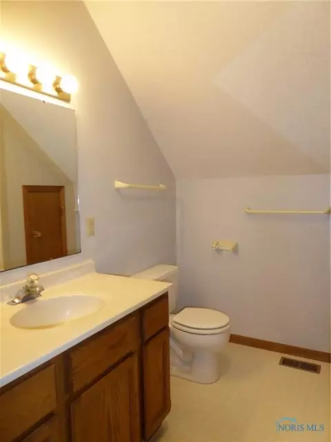 109 E Allison St, Stryker, OH 43557 photo 2