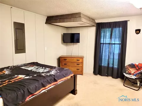 134 Oak Meadows Dr, Bryan, OH 43506 photo 36