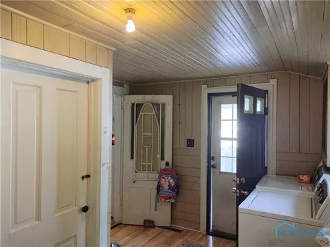113 E South St, Wayne, OH 43466 photo 10