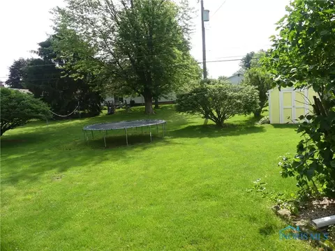471 N 4th St, Upper Sandusky, OH 43351 photo 6