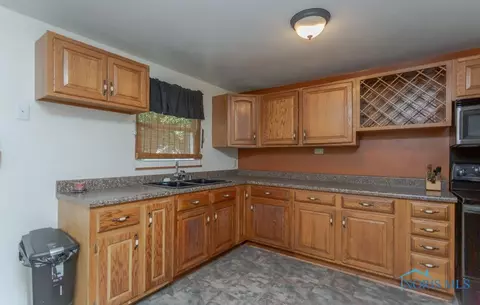 4419 Foxchapel Rd, Toledo, OH 43607 photo 18