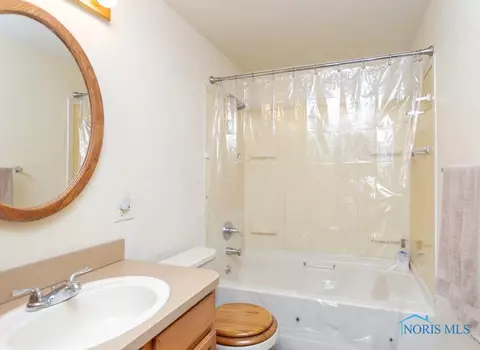 4419 Foxchapel Rd, Toledo, OH 43607 photo 31