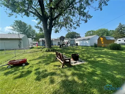 4446 Thackeray Rd, Maumee, OH 43537 photo 20