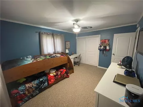 4446 Thackeray Rd, Maumee, OH 43537 photo 17
