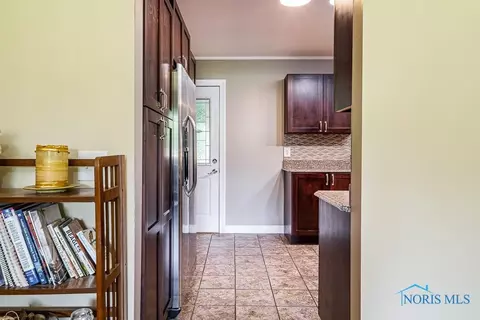7301 Coder Rd, Maumee, OH 43537 photo 22