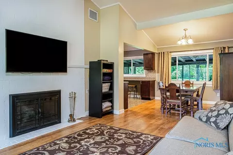7301 Coder Rd, Maumee, OH 43537 photo 7
