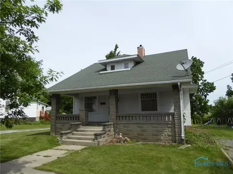 421 E Main St, Fayette, OH 43521 photo 3