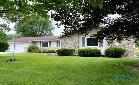 212 Willow Way, Archbold, OH 43502 photo 2