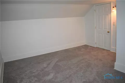113 E Union St, Walbridge, OH 43465 photo 33