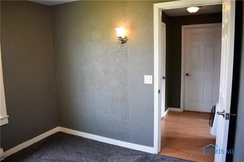 113 E Union St, Walbridge, OH 43465 photo 44