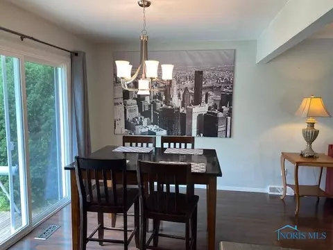1013 Mackow Dr, Toledo, OH 43607 photo 7