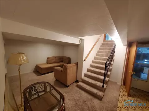 1109 Independence Rd, Toledo, OH 43607 photo 14