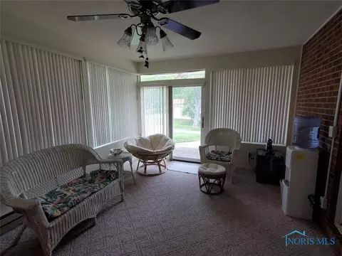 1109 Independence Rd, Toledo, OH 43607 photo 7
