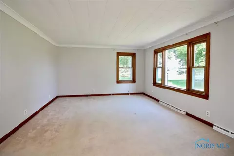 9609 Five Point Rd, Perrysburg, OH 43551 photo 5