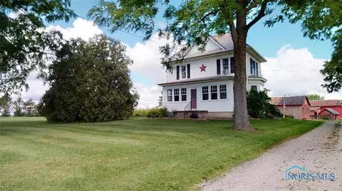 4526 N Greenfield Rd, Willard, OH 44890 photo 2