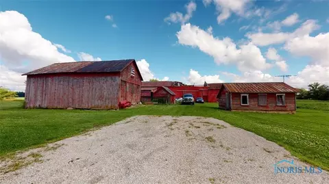4526 N Greenfield Rd, Willard, OH 44890 photo 5