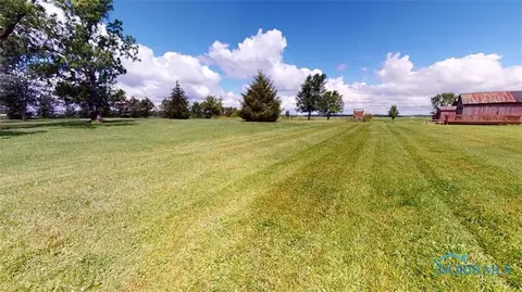 4526 N Greenfield Rd, Willard, OH 44890 photo 7